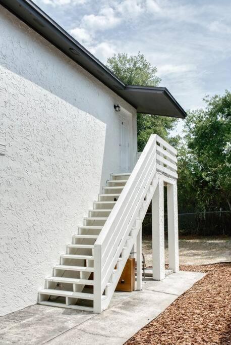 Jay'S Cozy Arts Appartement Tampa Buitenkant foto